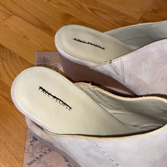 NEW Free People Running In Wedges size 9.5 - Picture 6 of 11